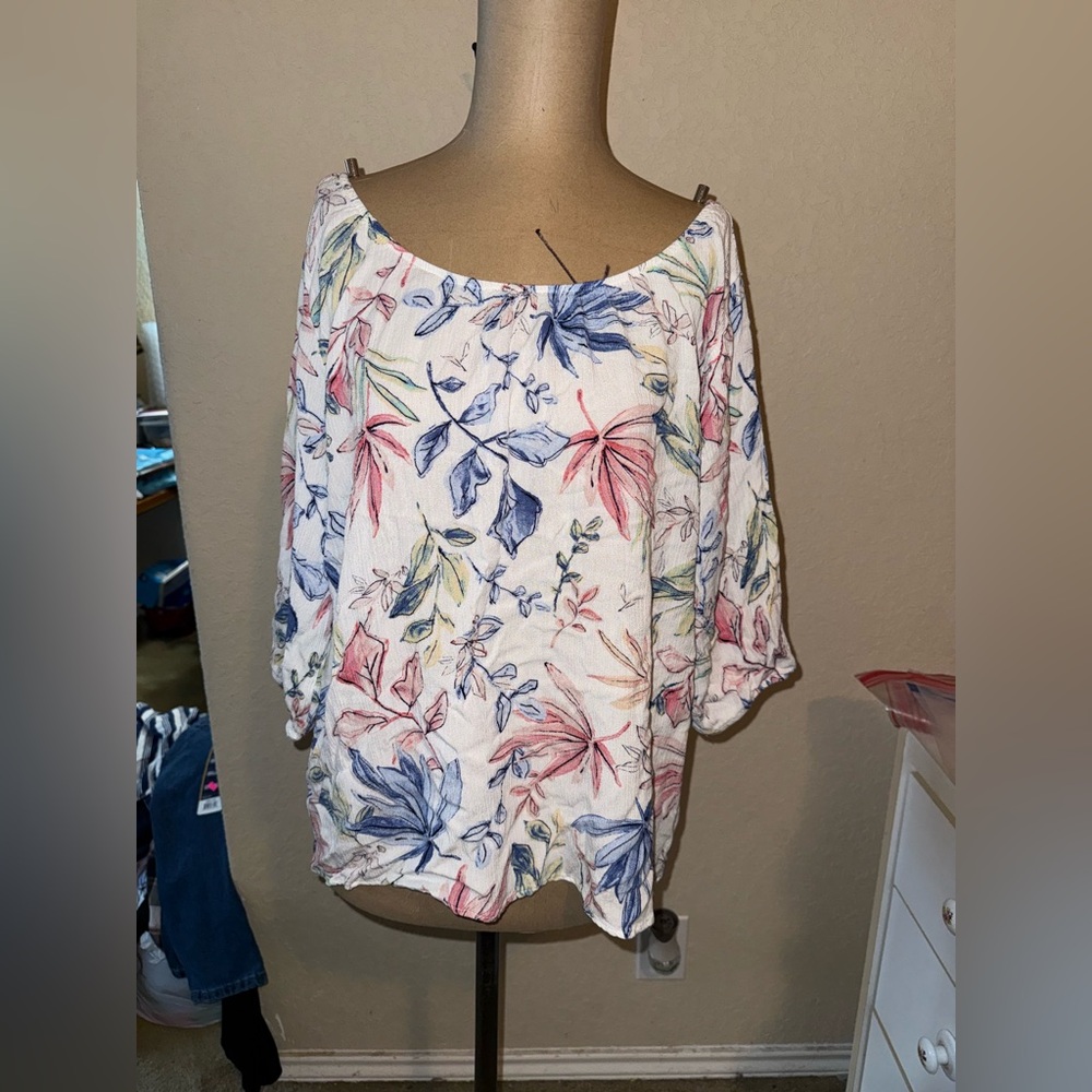 Women’s Love Ryan Plus Size Floral Blouse Size 1X